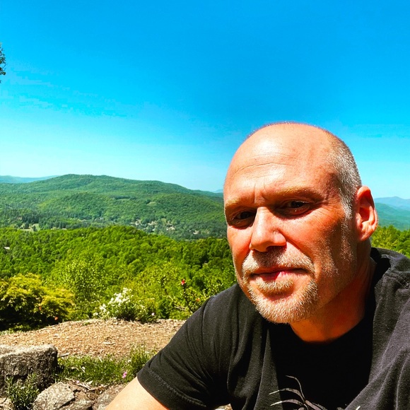 Meet your Posher, Craig - Picture 4 of 8